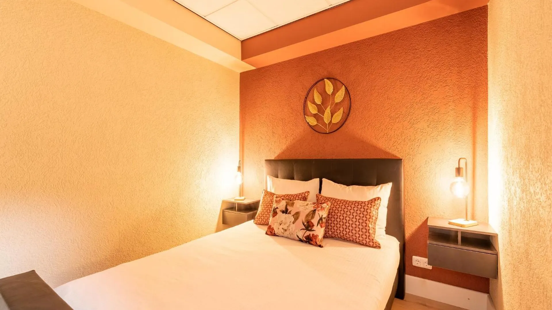 Luxury Apartment In Schin Op Geul With Bubble Bath And Sauna Walem